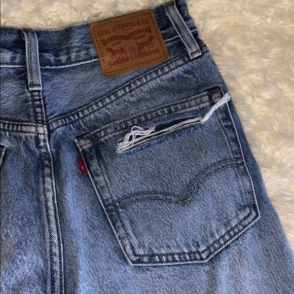 Levi’s Indie Denim Short in Let It Rip SZ 24 - Picture 6 of 6